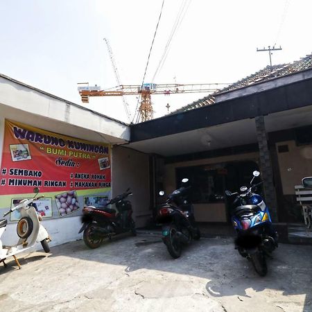ג'קרטה Borneo Hostel מראה חיצוני תמונה