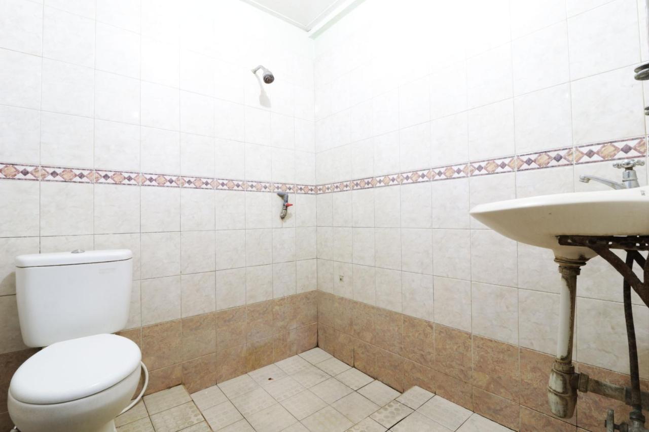 ג'קרטה Borneo Hostel מראה חיצוני תמונה
