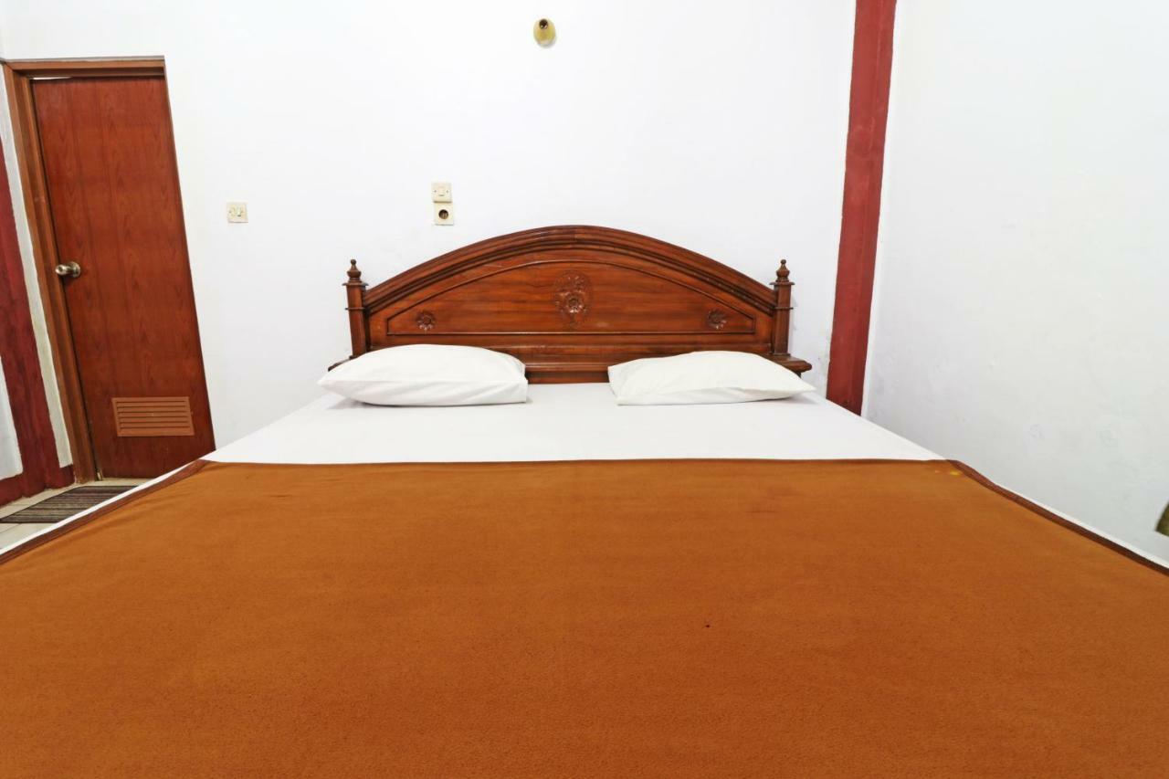 ג'קרטה Borneo Hostel מראה חיצוני תמונה