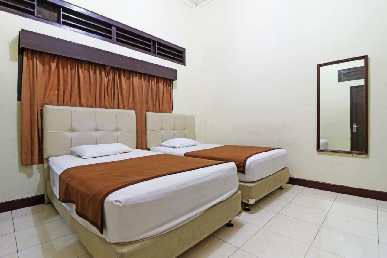 ג'קרטה Borneo Hostel מראה חיצוני תמונה